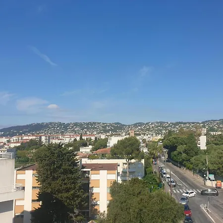 Il Leone Di Cecilia Apartman Antibes